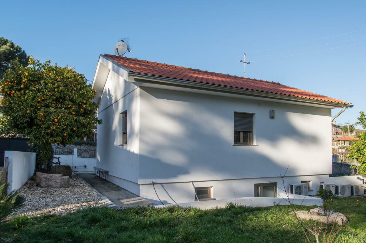 הוילה Tangil Casa Do Penedo מראה חיצוני תמונה